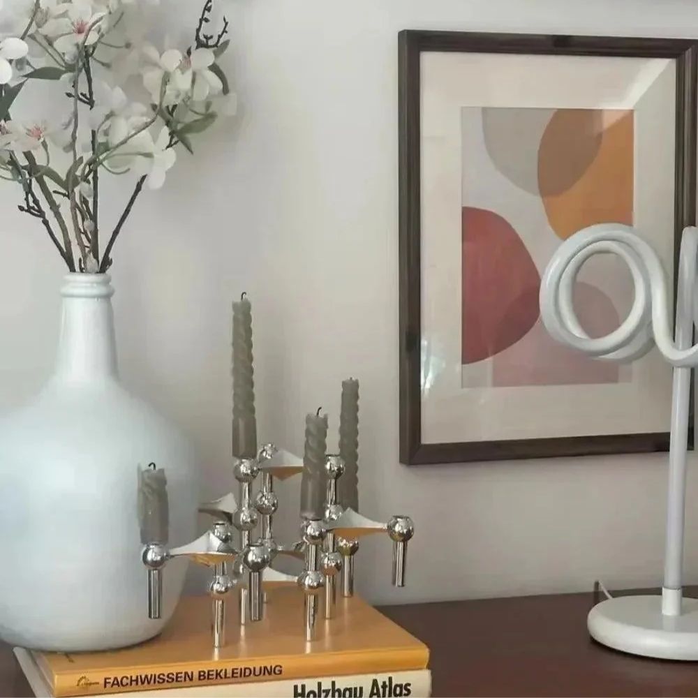 Sleek Geometric Candle Holder – A Modern Touch for Your Home