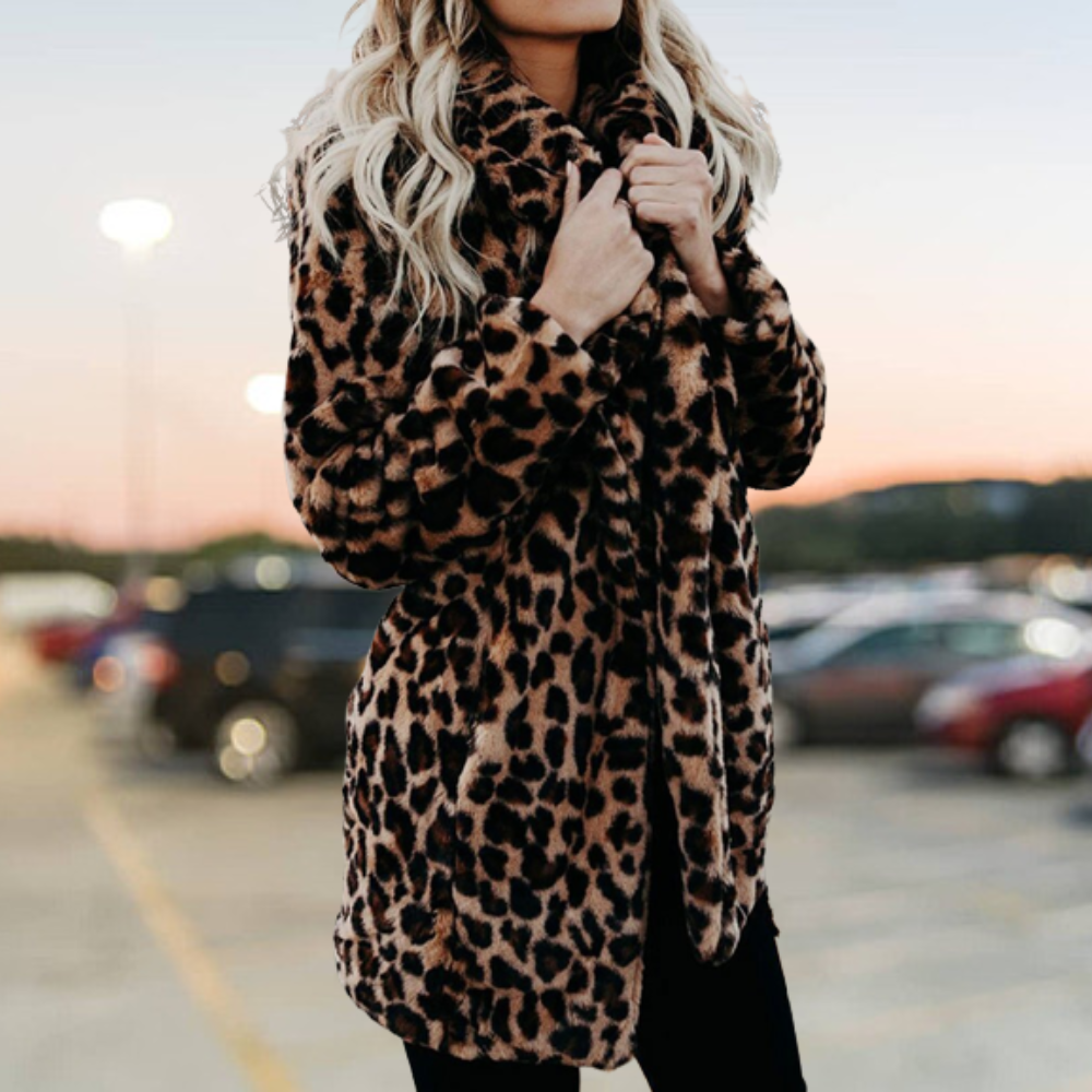 Women’s Plush Faux-Fur Coat | Leopard Print Design | High-Quality Nep Yarn | Cozy Warmth