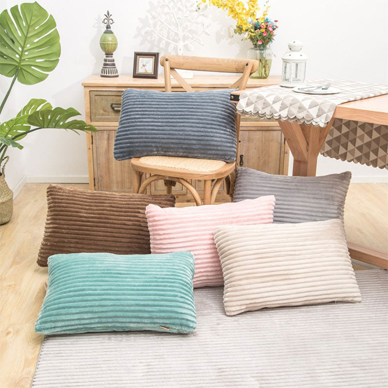 Sumptuous Velvet Cushion Cover - Elegant Design & Ultimate Comfort