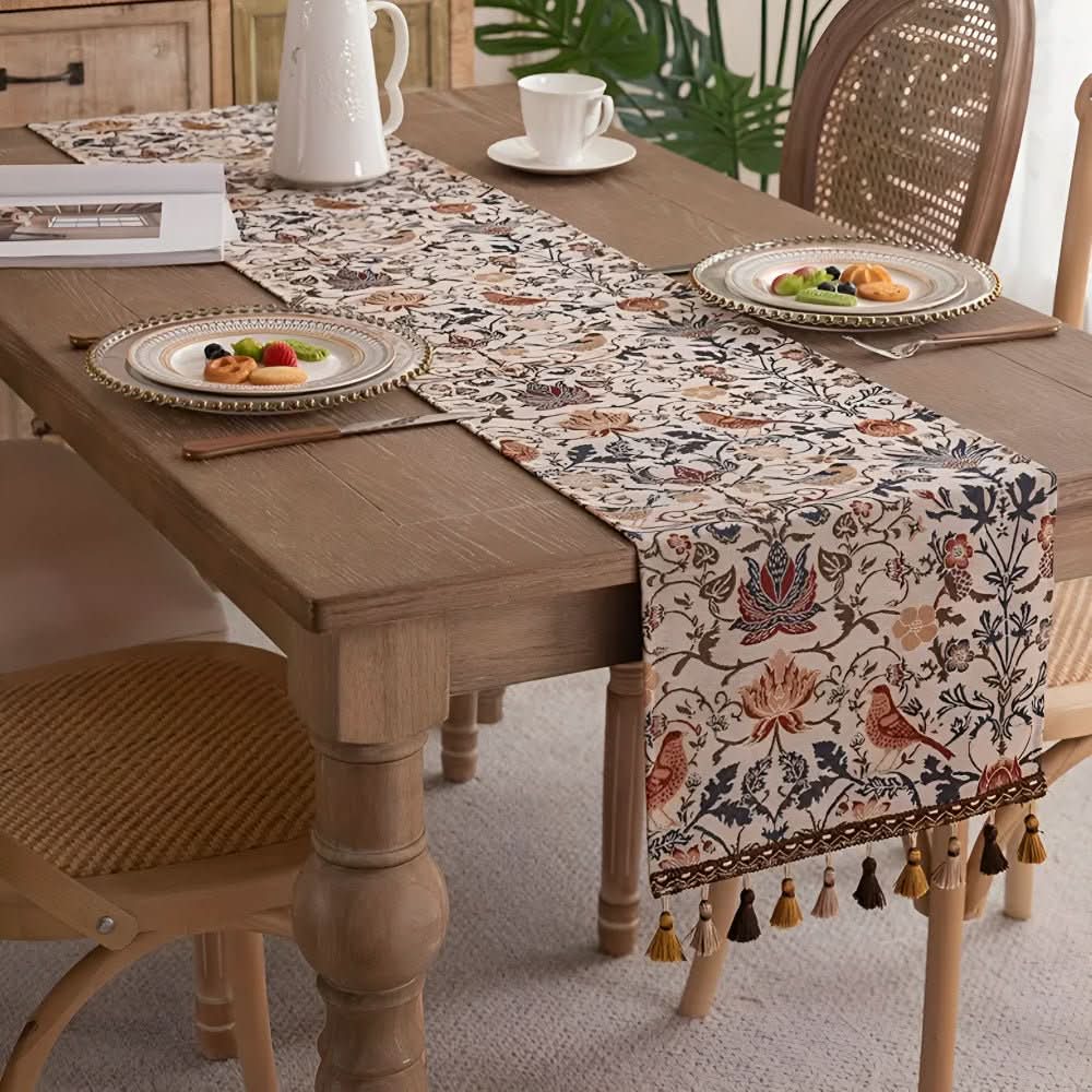 Rustic Charm Table Runner Featuring Nature-Inspired Design
