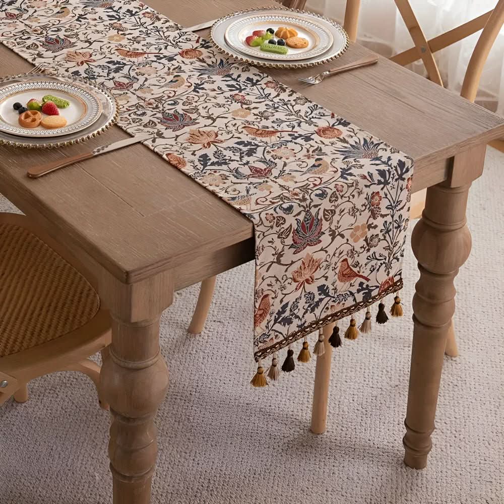 Rustic Charm Table Runner Featuring Nature-Inspired Design