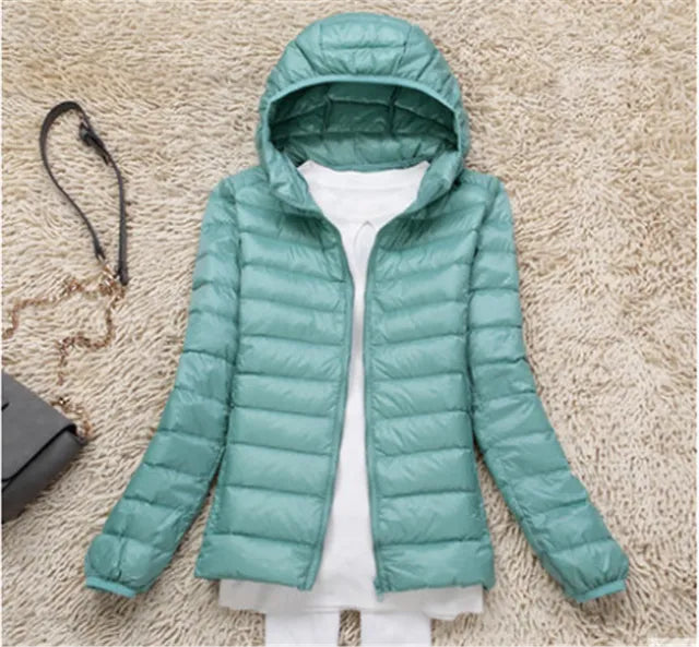 Women’s Hooded Puffer Jacket | Featherlight Down Insulation | Easily Packable | Stylish Winter Warmth