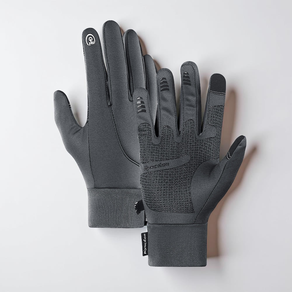 Thermal Touchscreen Gloves for Outdoor Adventures