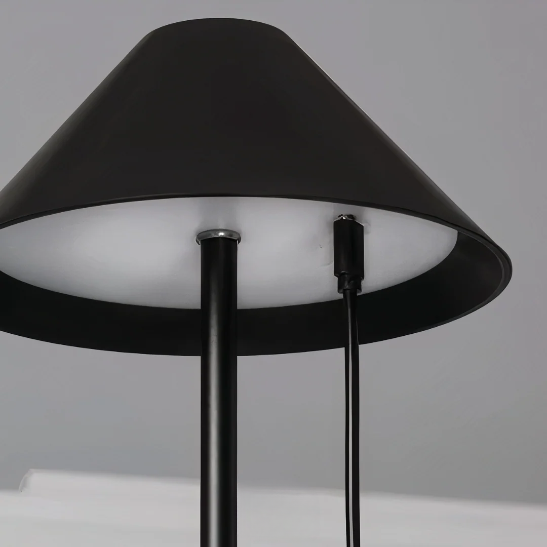 Cordless Adjustable Brightness Lamp – Stylish Lighting Solution