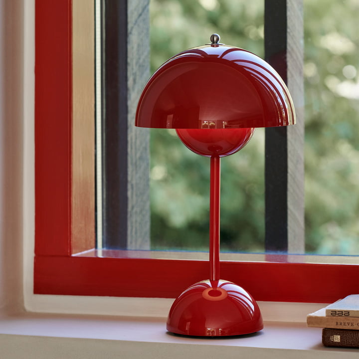 Adjustable Wireless, Dimmable LED Table Lamp