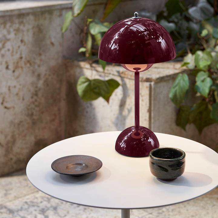 Adjustable Wireless, Dimmable LED Table Lamp
