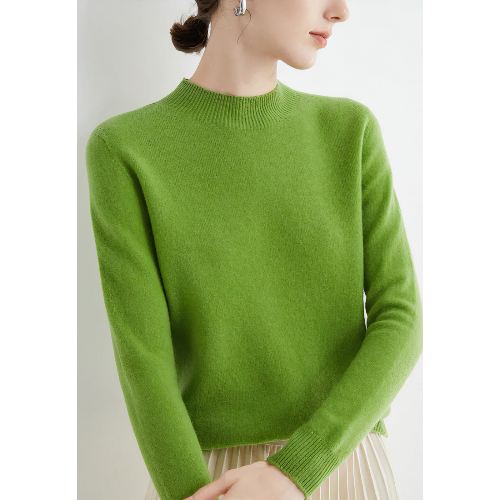 Luxurious Cashmere Blend Sweater for Effortless Style