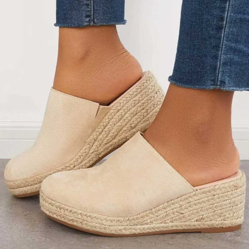 Elevate Your Style with Comfort-Driven Platform Sandals