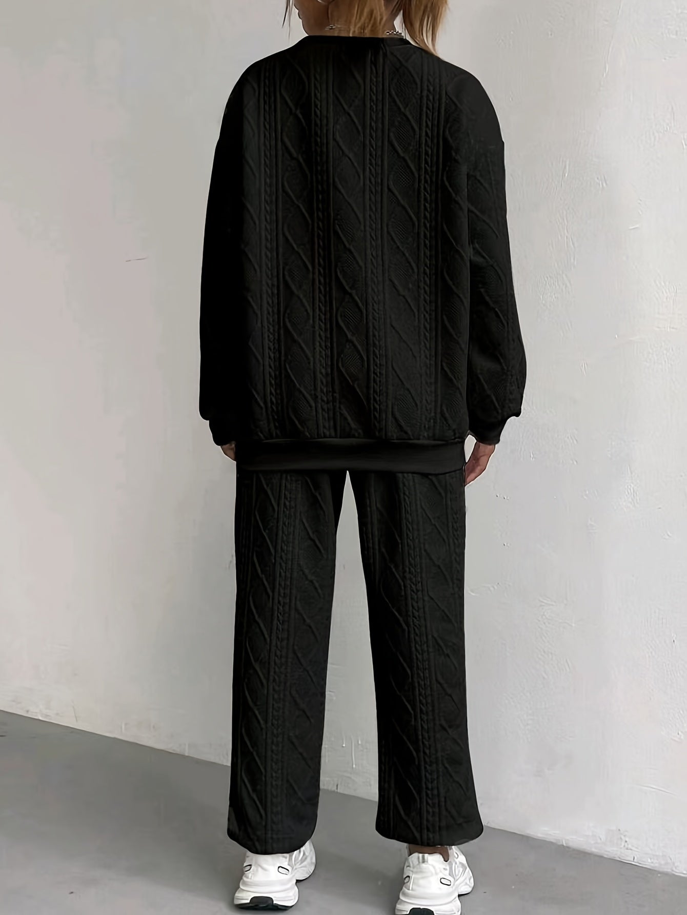 Cable-Knit Lounge Set | Breathable Comfort | All-Season Wear | Polyester