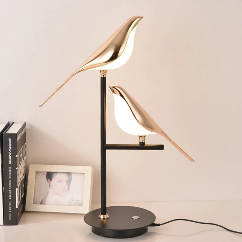 Dual-Bird LED Table Lamp | Postmodern Galvanized Golden Bird Design | Iron & Aluminum Materials | Energy-Efficient Lighting