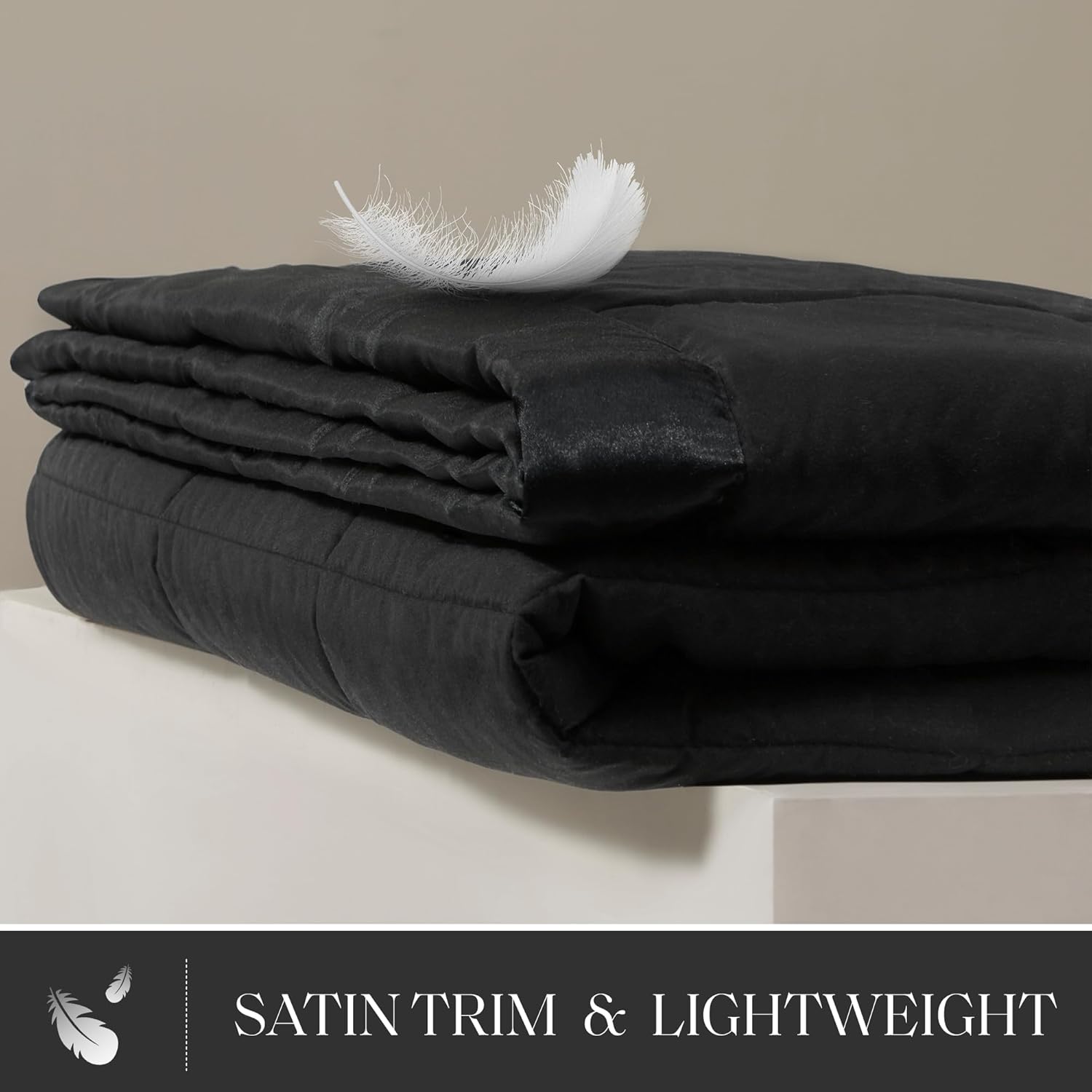 Lightweight Down Alternative Blanket with Moisture-Wicking – All Season Bed Cover with Satin Trim