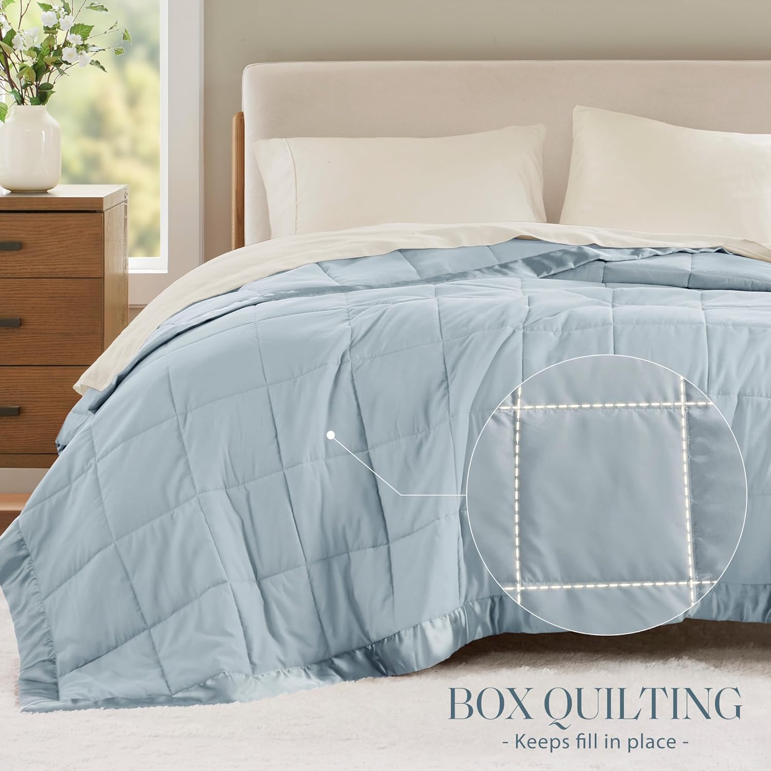 Lightweight Down Alternative Blanket with Moisture-Wicking – All Season Bed Cover with Satin Trim