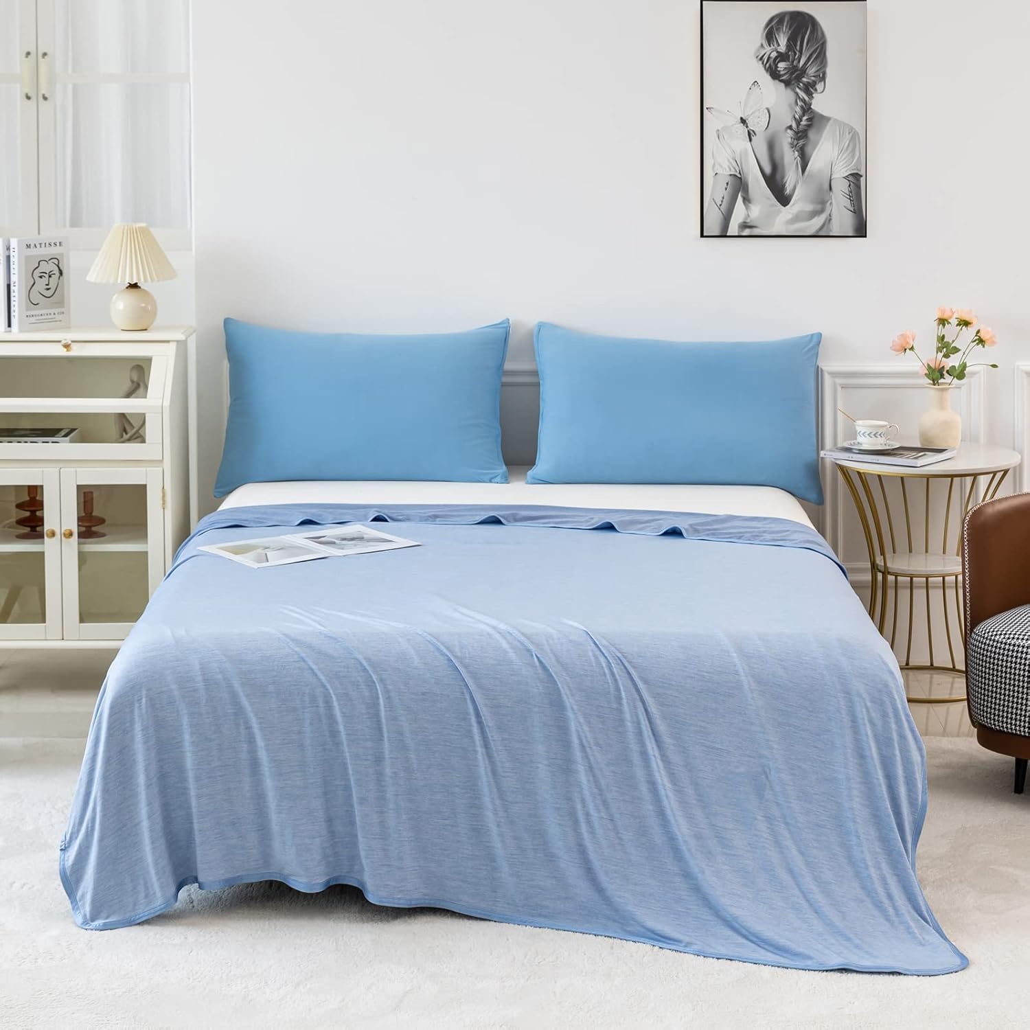 Cooling Throw Blanket for Hot Sleepers – Soft Lightweight Design with Q-Max 0.4 Technology