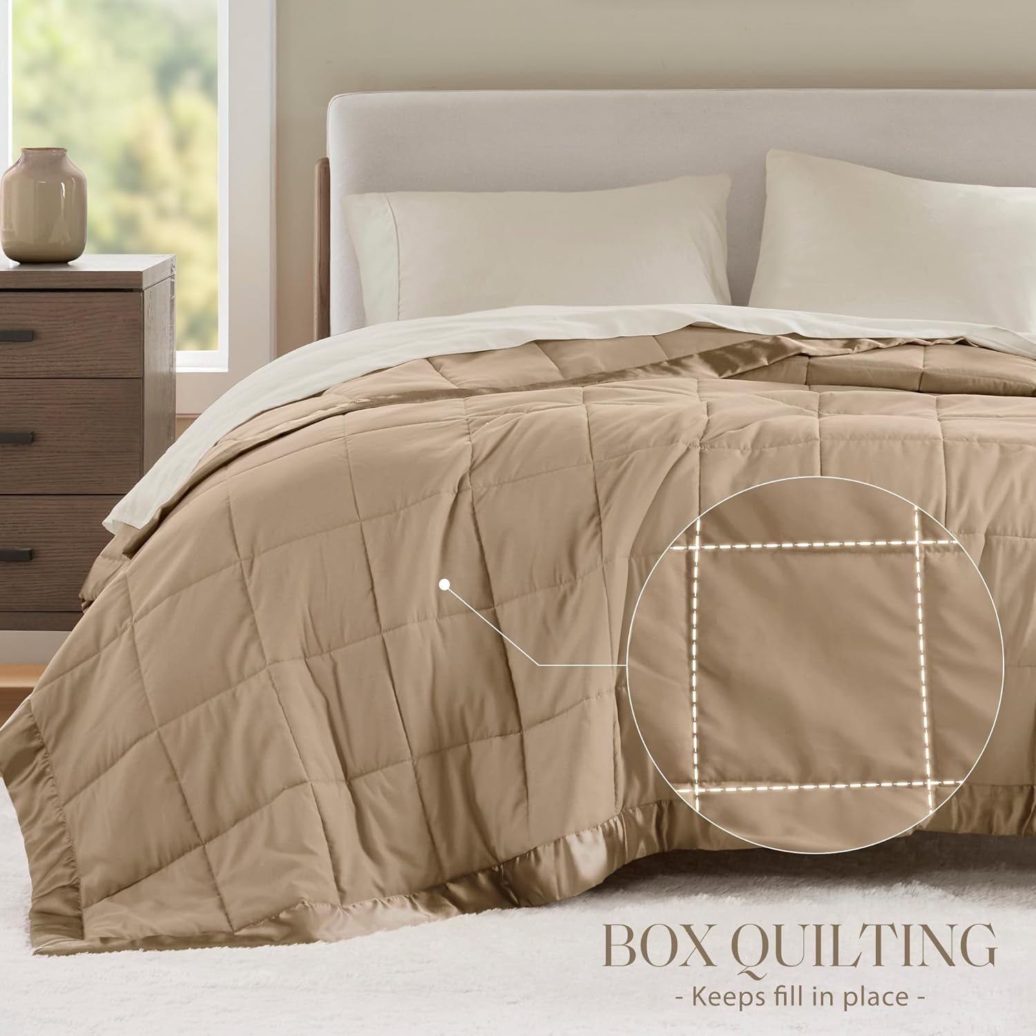 Lightweight Down Alternative Blanket with Moisture-Wicking – All Season Bed Cover with Satin Trim