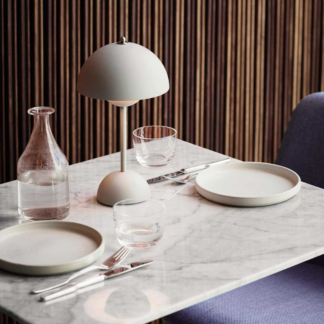 Adjustable Wireless, Dimmable LED Table Lamp