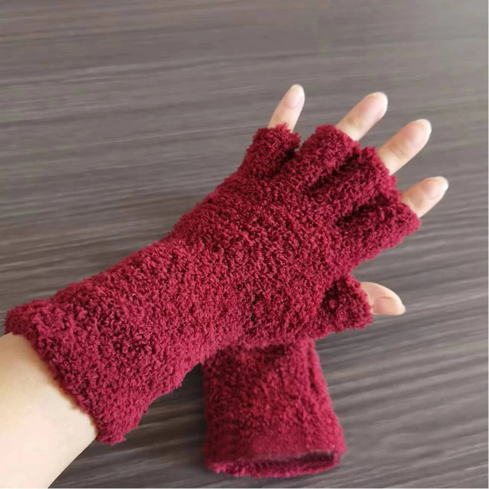 Half Finger Gloves for Winter Warmth and Comfort