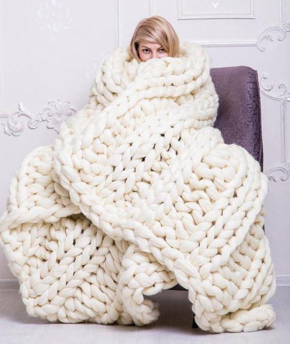 SnuggleSoft Luxurious Knit Blanket for Ultimate Comfort
