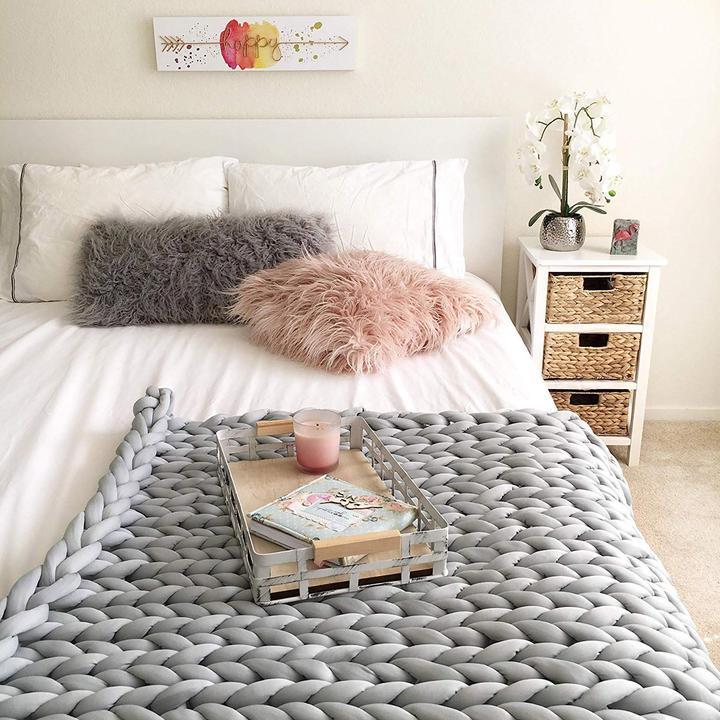 SnuggleSoft Luxurious Knit Blanket for Ultimate Comfort