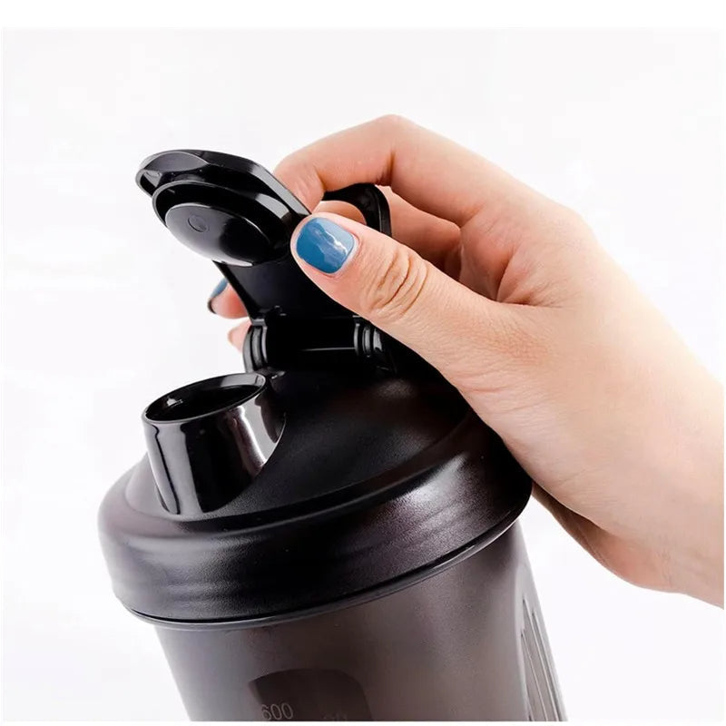 600ml No-Spill Fitness Mixer Bottle with Stainless Steel Ball