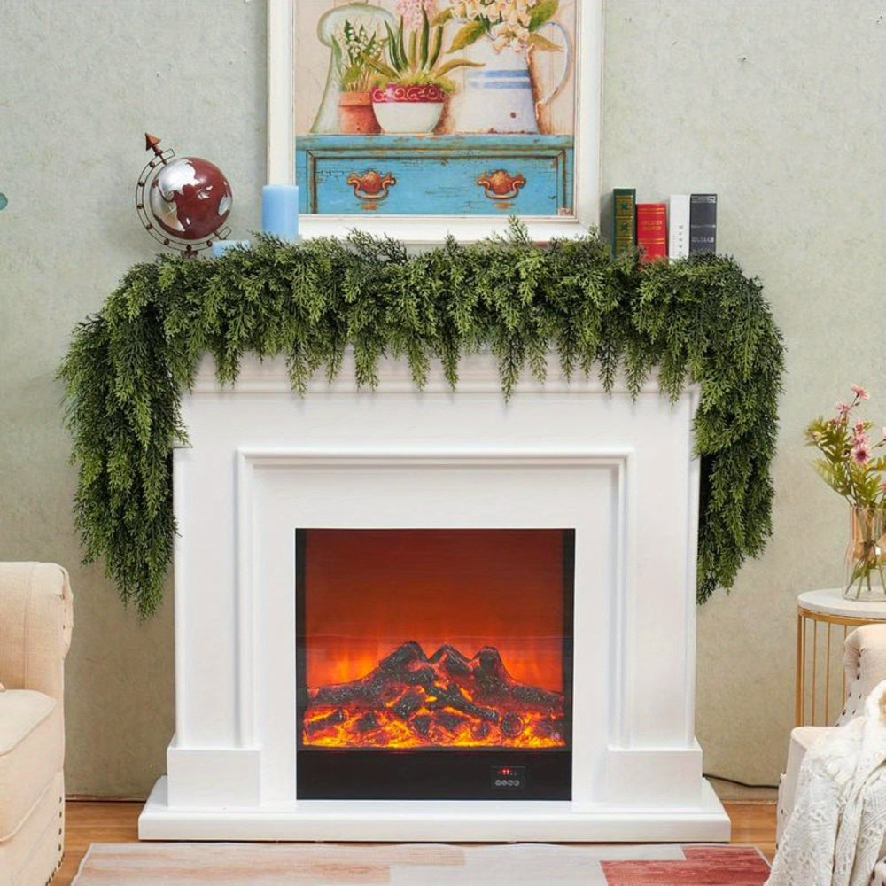 Elegant Holiday Garland with Faux Greenery for Versatile Decor