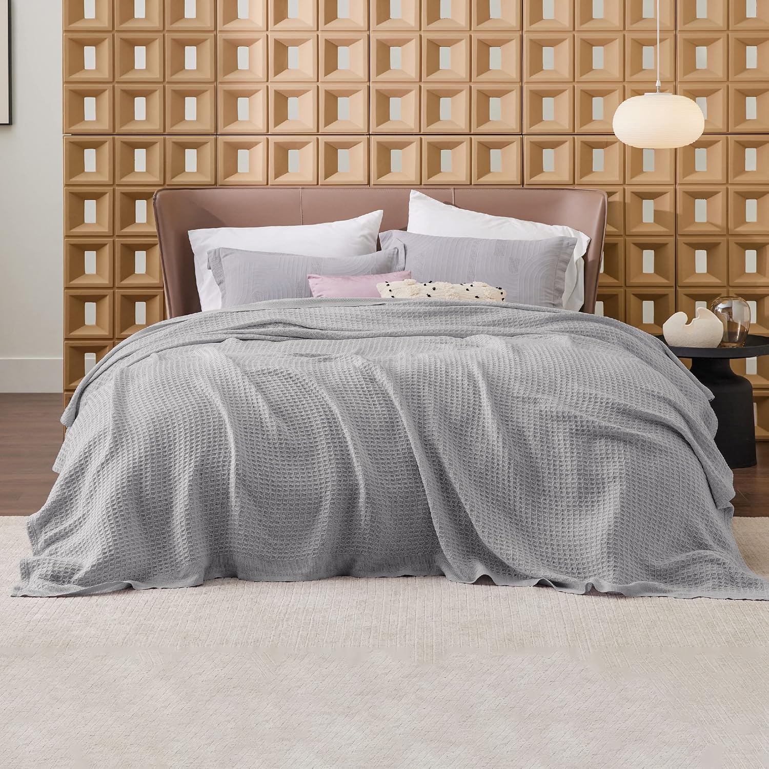 Queen Blanket Made of 100% Cotton with Cooling Waffle Weave for Summer