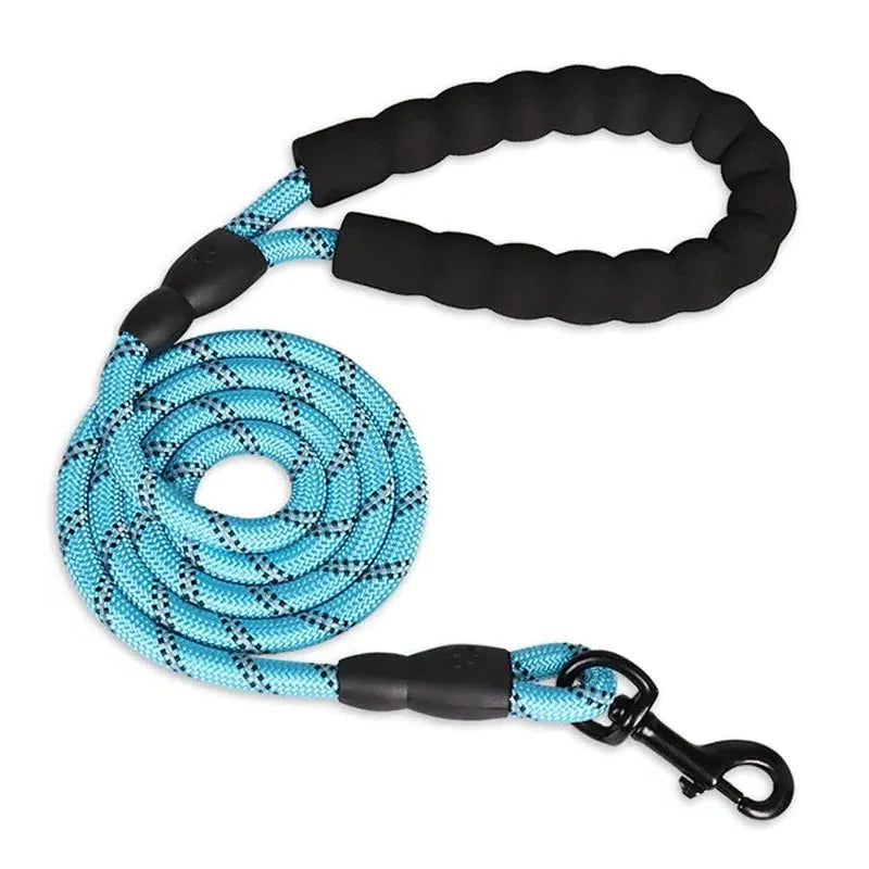 High-Visibility Dog Leash with Ergonomic Grip