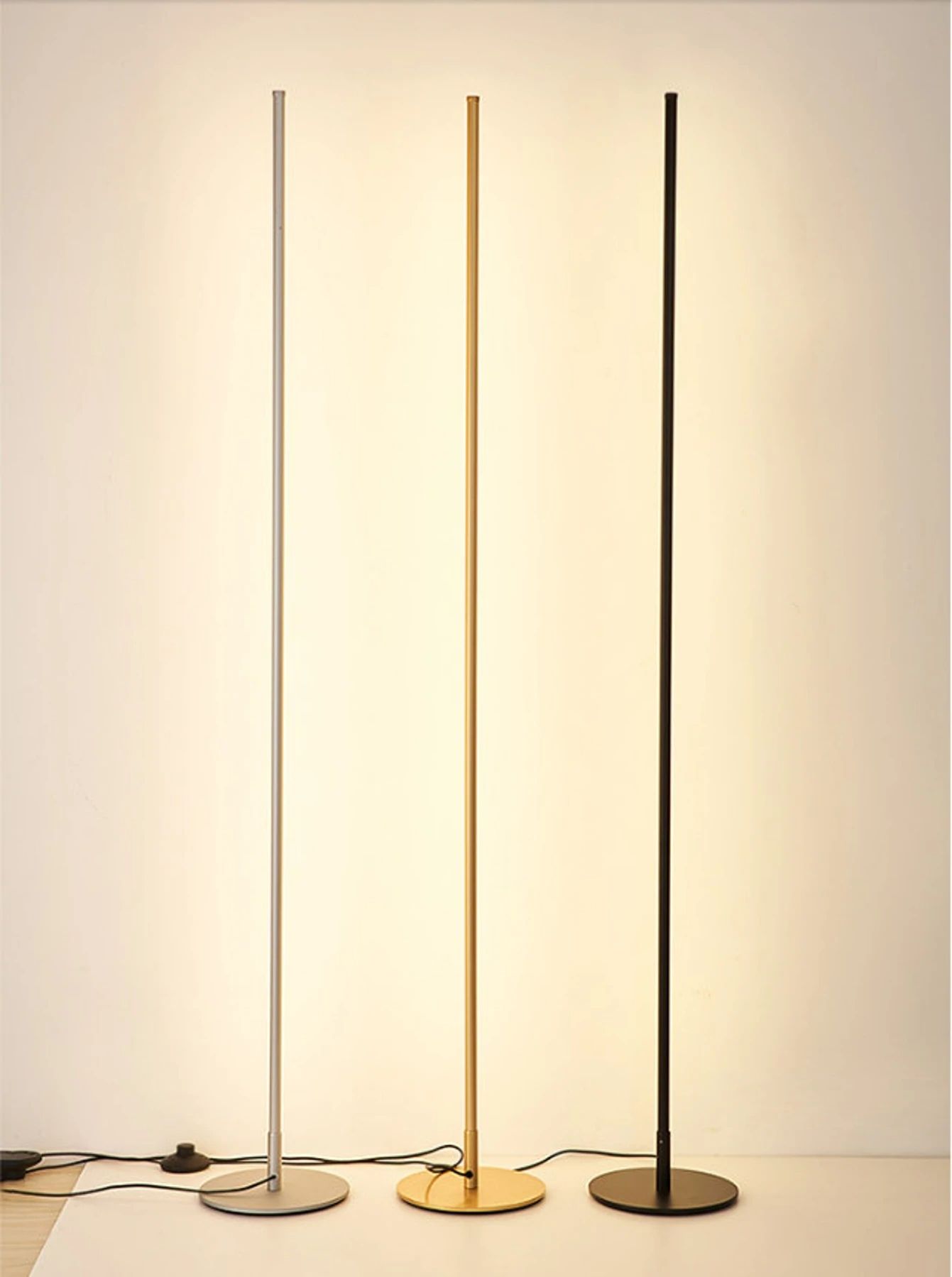 Modern Floor Lamp - Elegant LED Lighting for Home and Office