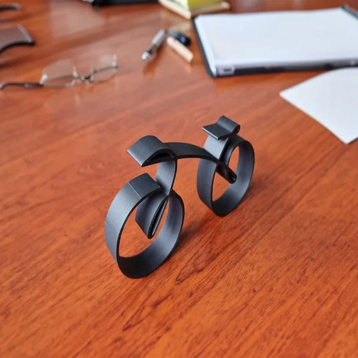 Stylish Metal Bicycle Art for Your Desk