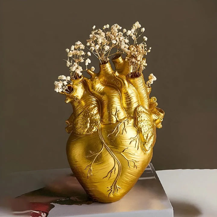 Charming Heart-Shaped Wooden Vase for Unique Floral Displays
