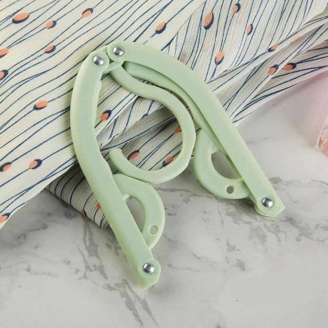 Compact Travel Clothes Hanger for Easy Packing