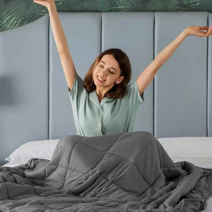 Comforting Sleep Companion Weighted Blanket with Secure Stitching