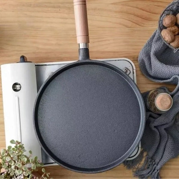 Versatile Cast Iron Griddle for All Cooking Surfaces