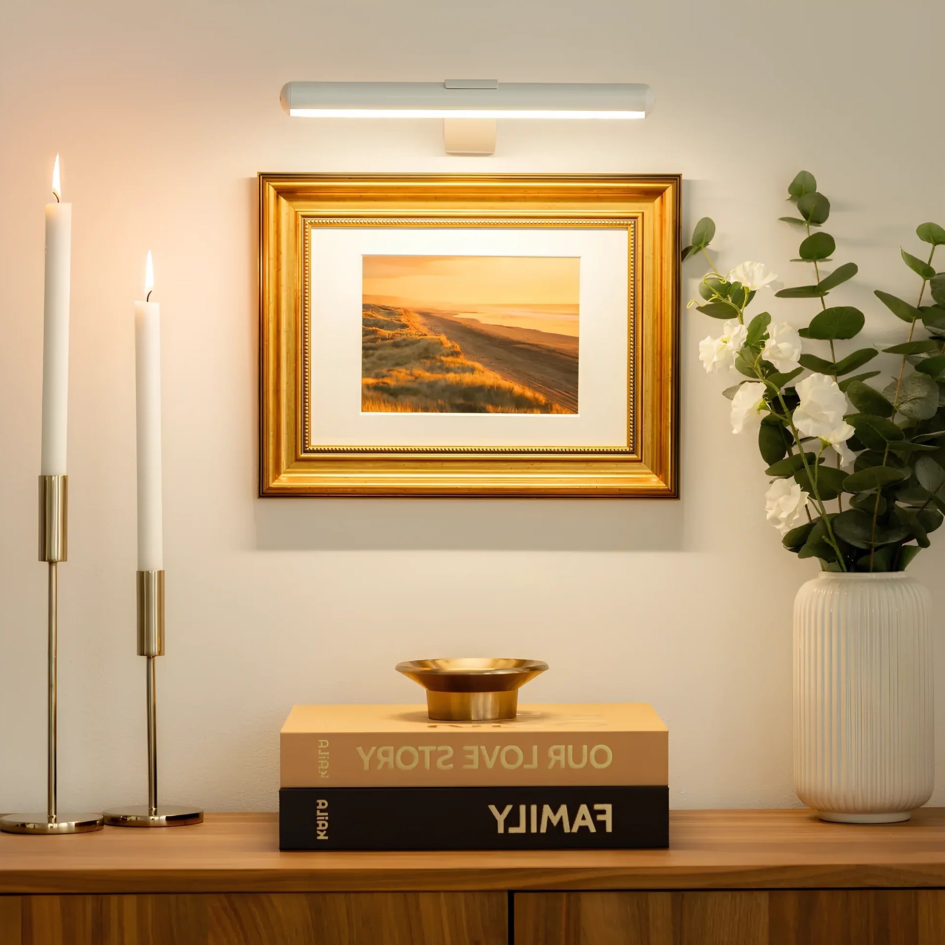 Battery-Powered LED Frame Lighting