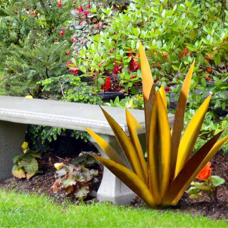 Rustic Metal Agave Plant for Indoor and Outdoor Decor