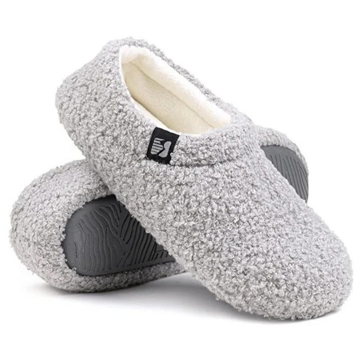 Cozy Fleece-Lined Closed-Back Indoor Slippers