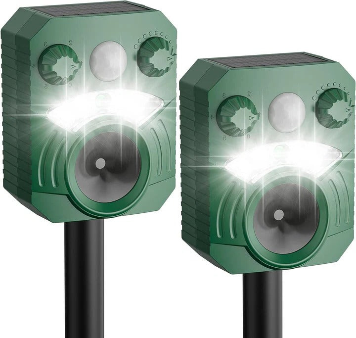 Smart Solar Animal Defense System with Adjustable Frequencies
