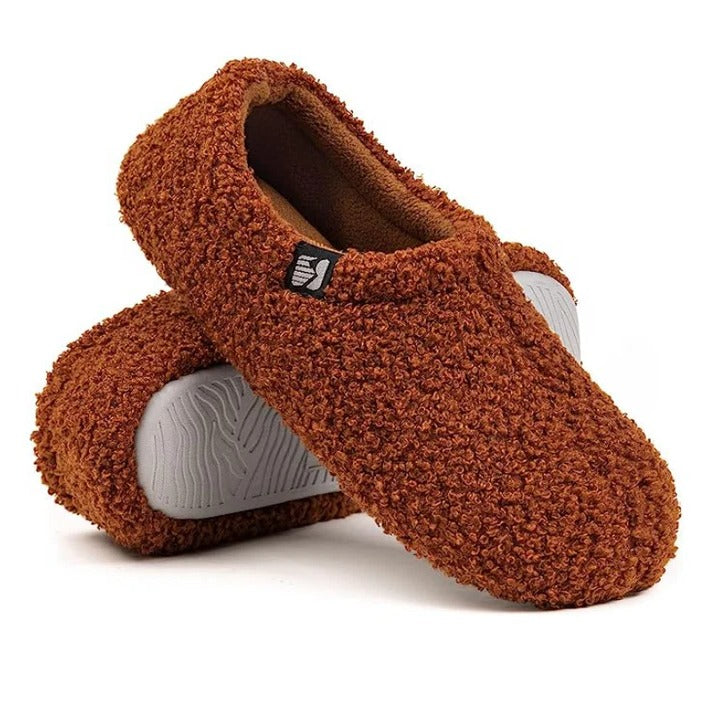 Cozy Fleece-Lined Closed-Back Indoor Slippers