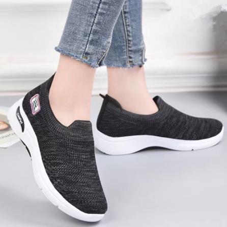 Everyday Comfort Women's Sneakers with Soft Cushioned Soles