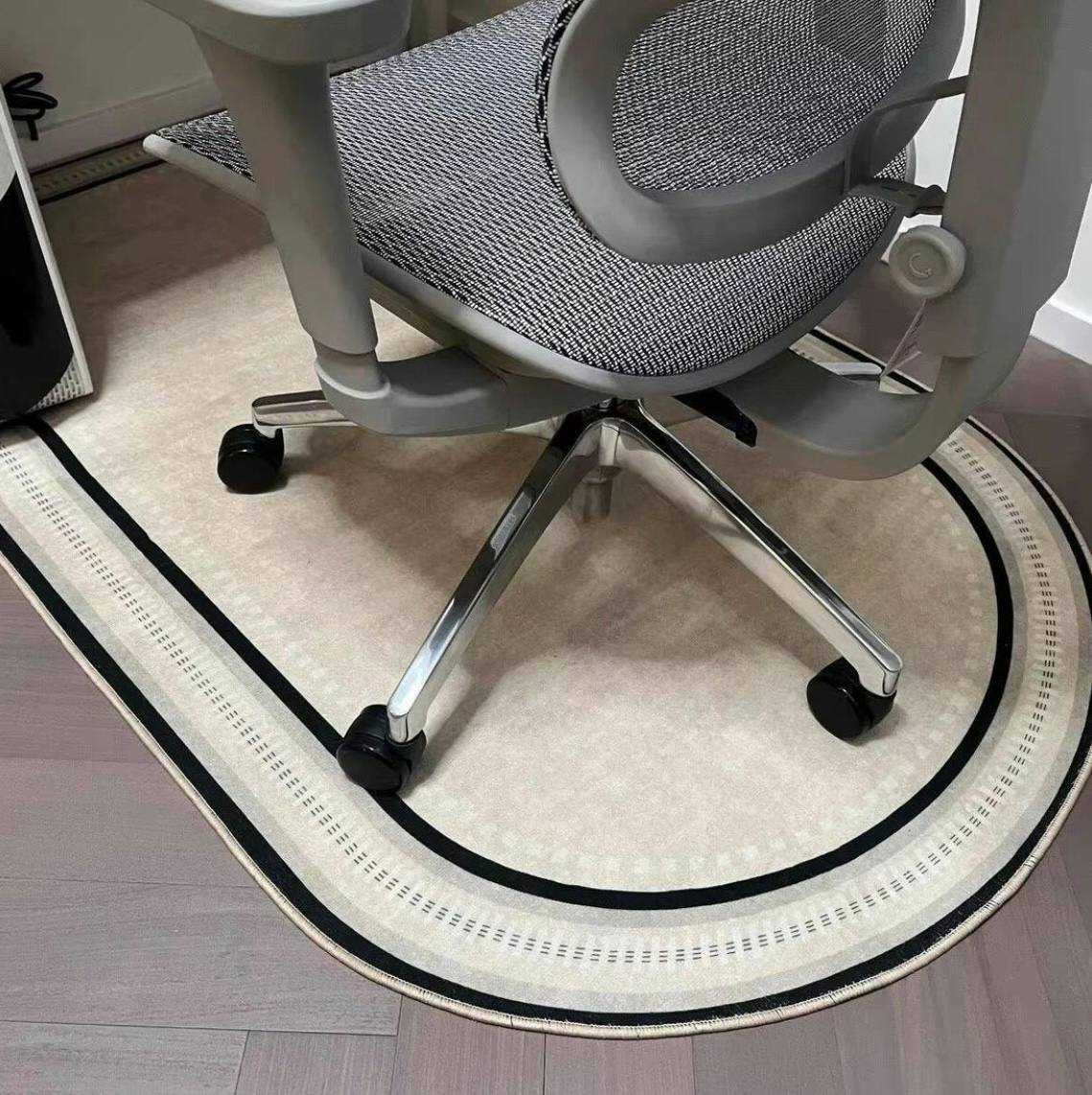Chic Protective Mat for Office Chairs on Hard Floors and Carpets