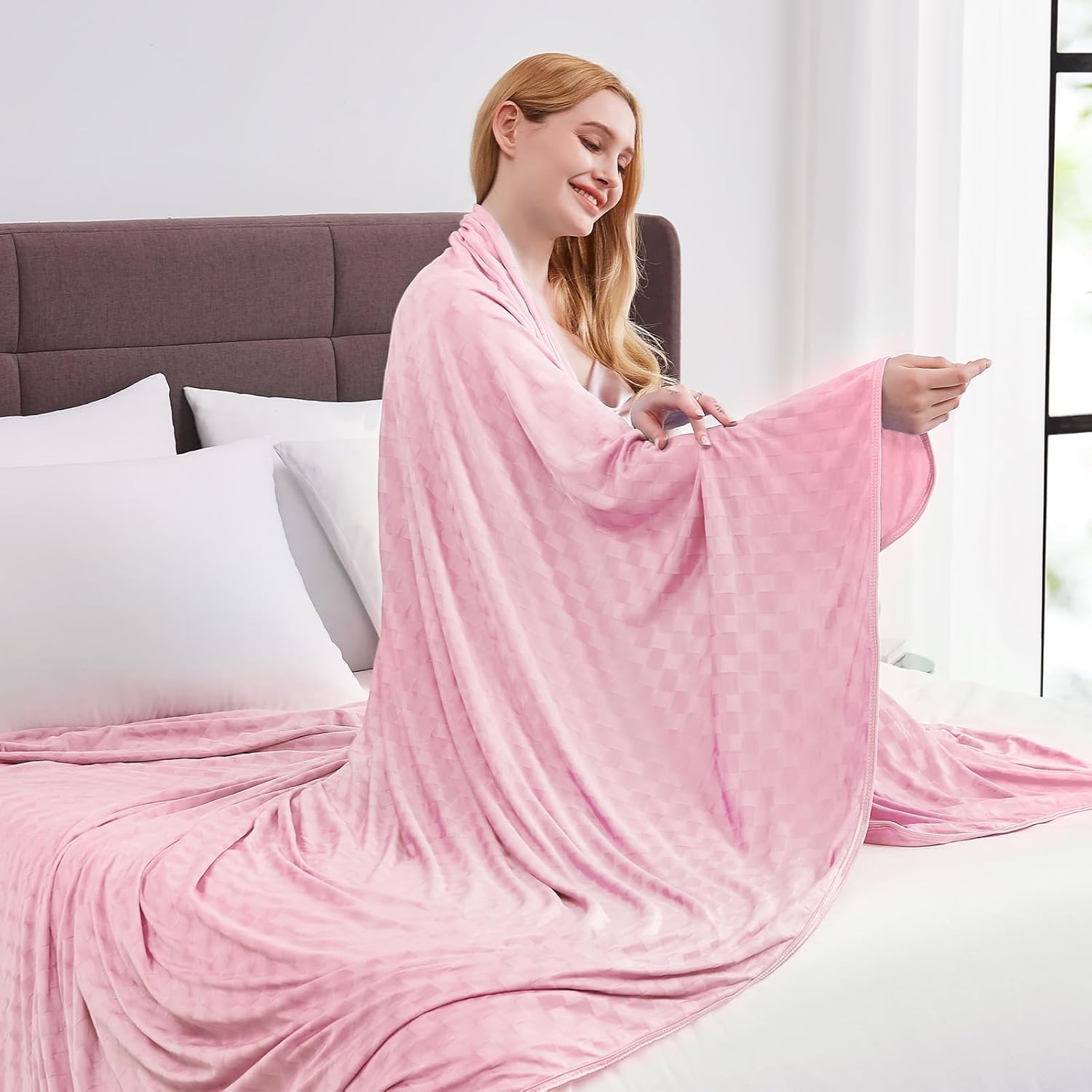 Cooling Blanket for Warm Sleepers with Arc-Chill Technology – Soft, Breathable Comfort Year-Round