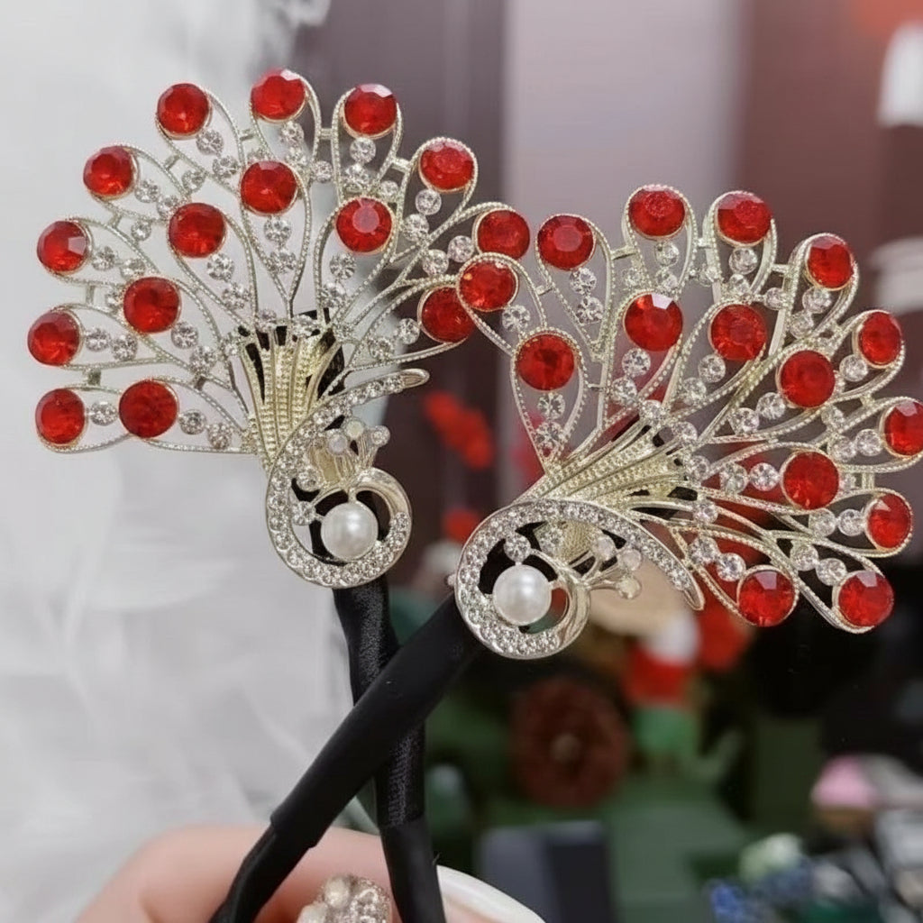 Elegant Feathered Gemstone Hair Clip for Chic Styles