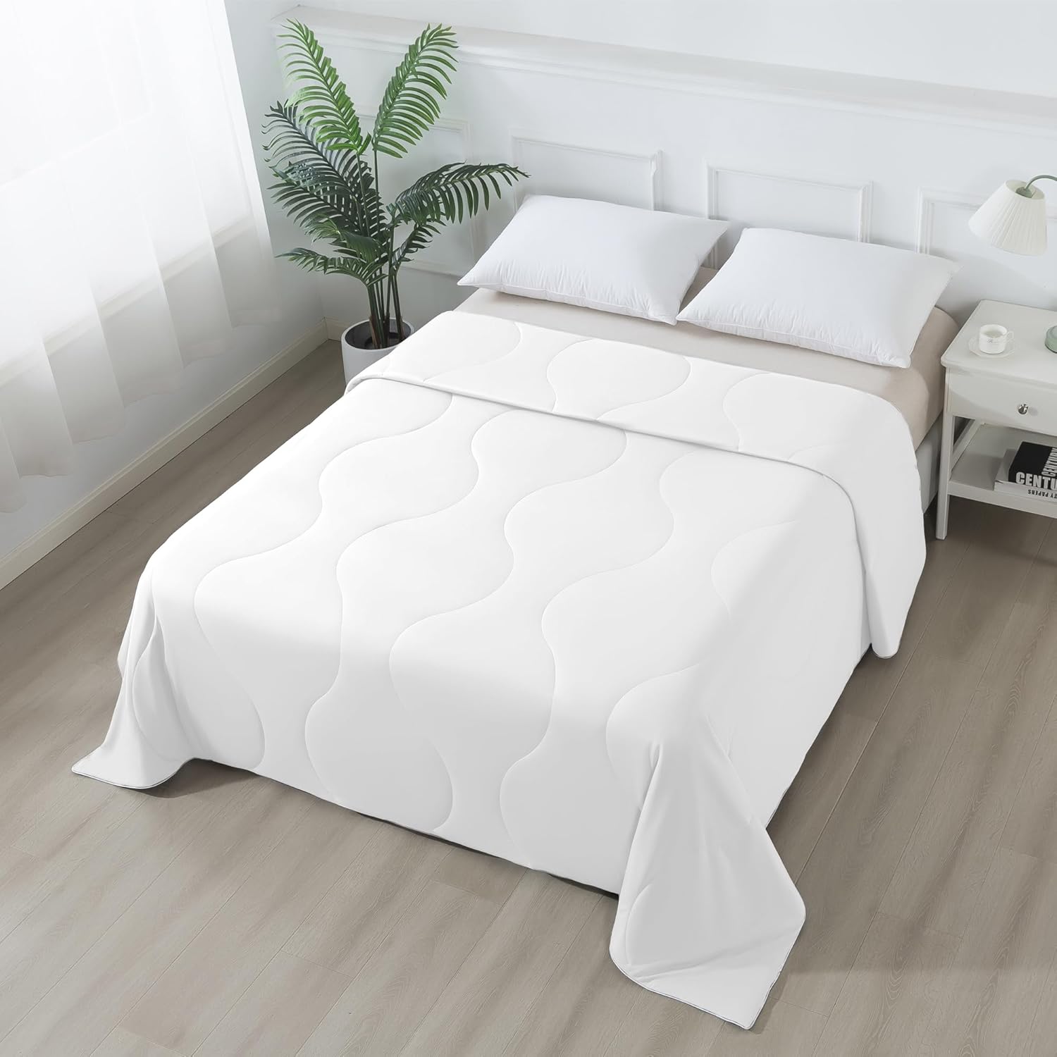 Breathable Lightweight Comforter for Hot Sleepers – Summer Cooling Blanket