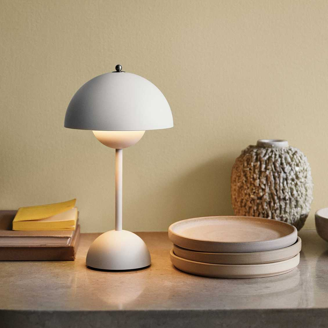 Adjustable Wireless, Dimmable LED Table Lamp