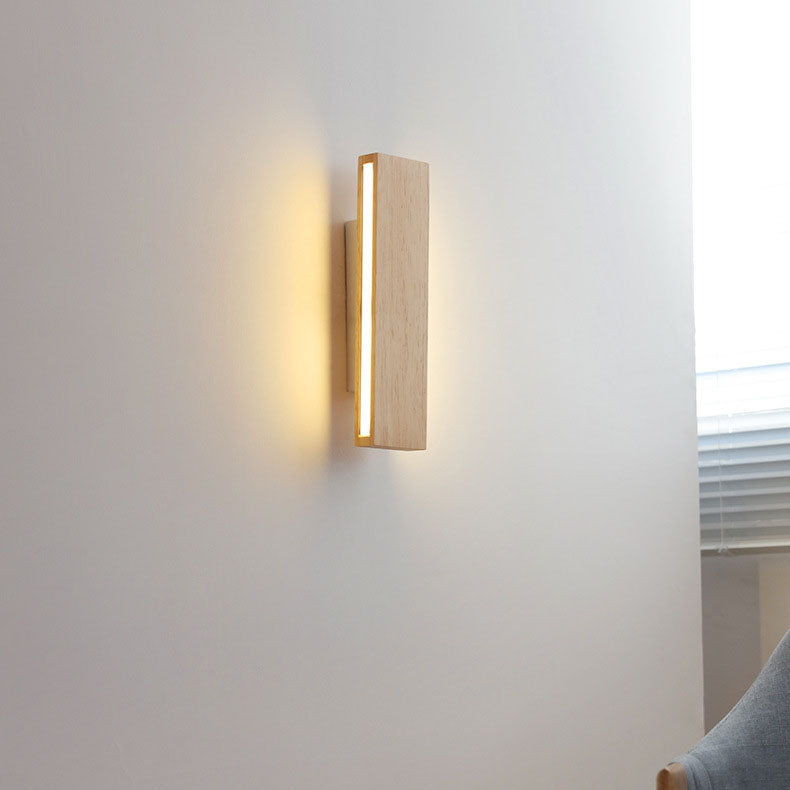 Taavita minimalist, rectangular, flat, rotatable LED wall lamp made of wood