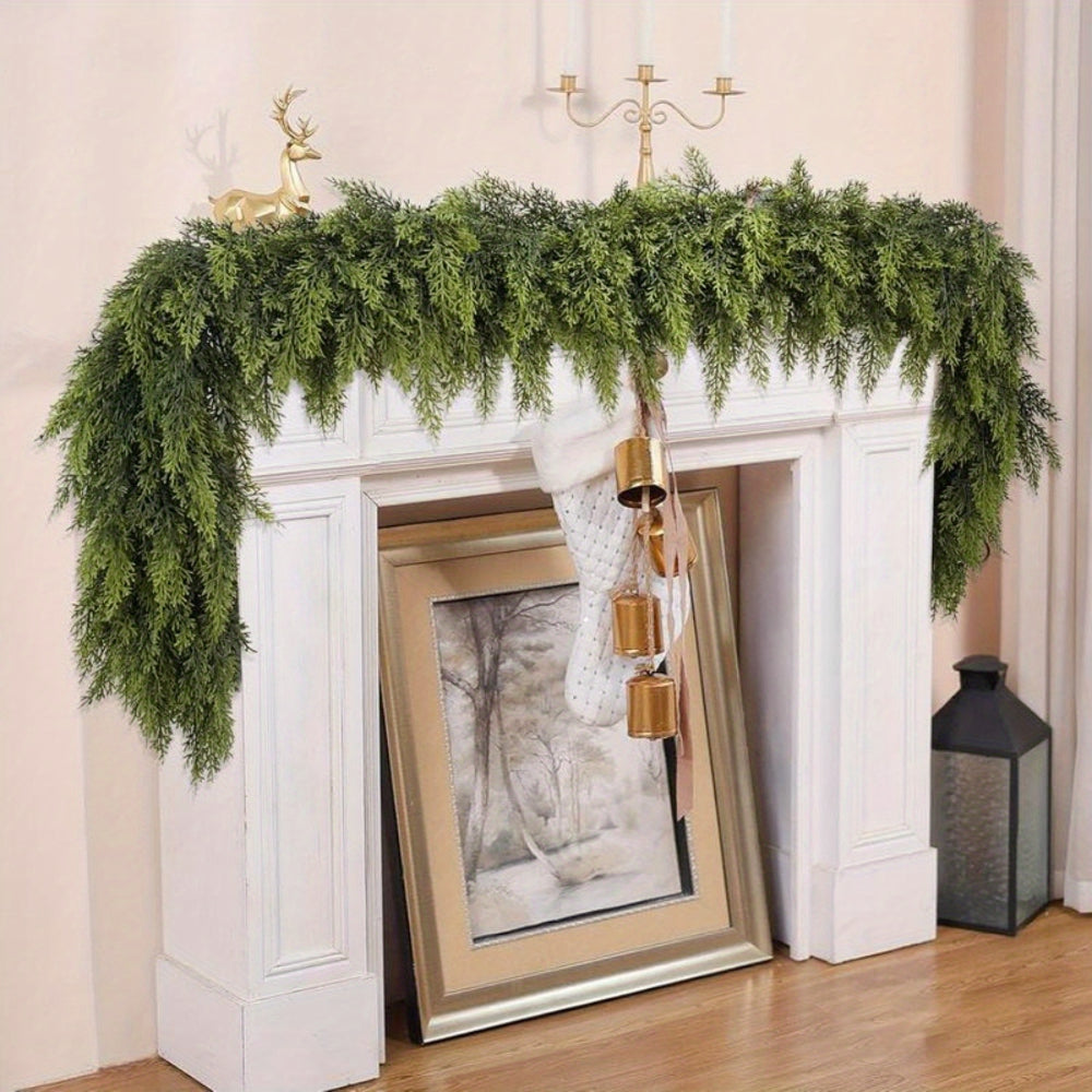 Elegant Holiday Garland with Faux Greenery for Versatile Decor
