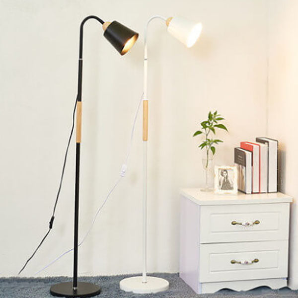 Modern, minimalist, 1-light floor lamp made of Taavita