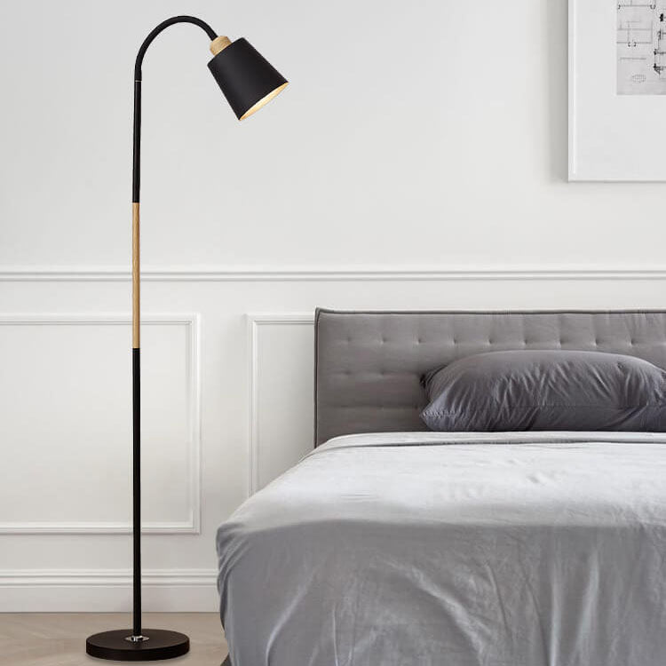 Modern, minimalist, 1-light floor lamp made of Taavita