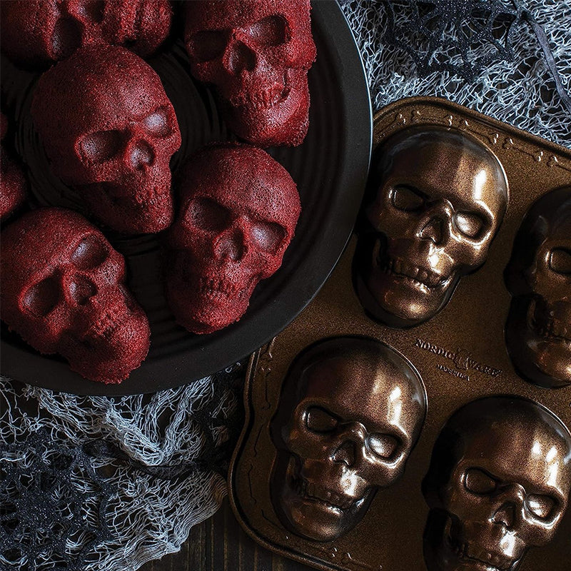 3D Skull Cake Mold for Halloween Baking - Durable Aluminum Design