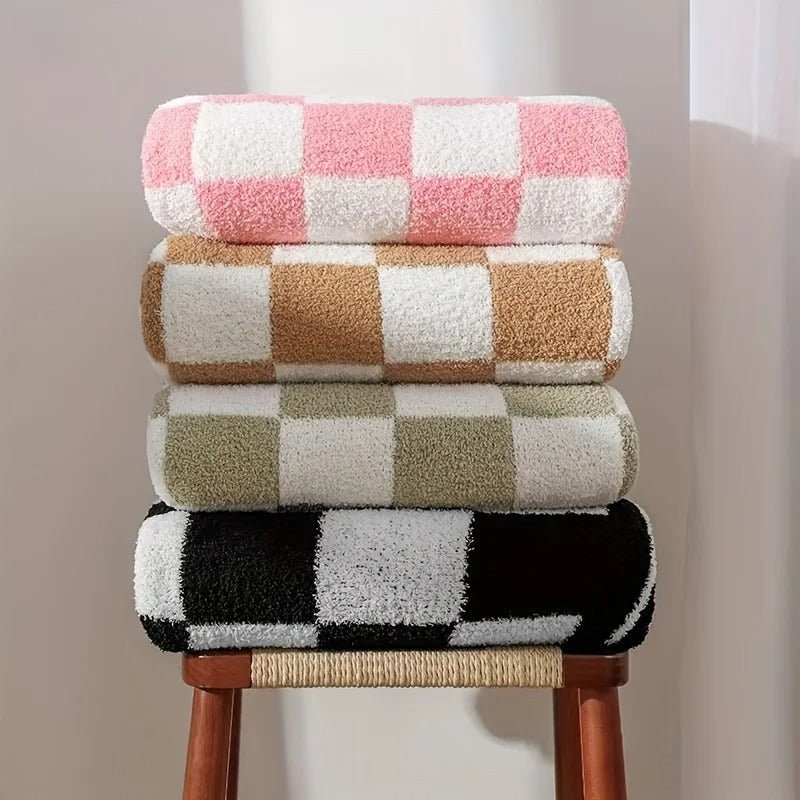 Fleece Blanket | Reversible Diamond | Cozy Warmth Comfort | Soft Fleece