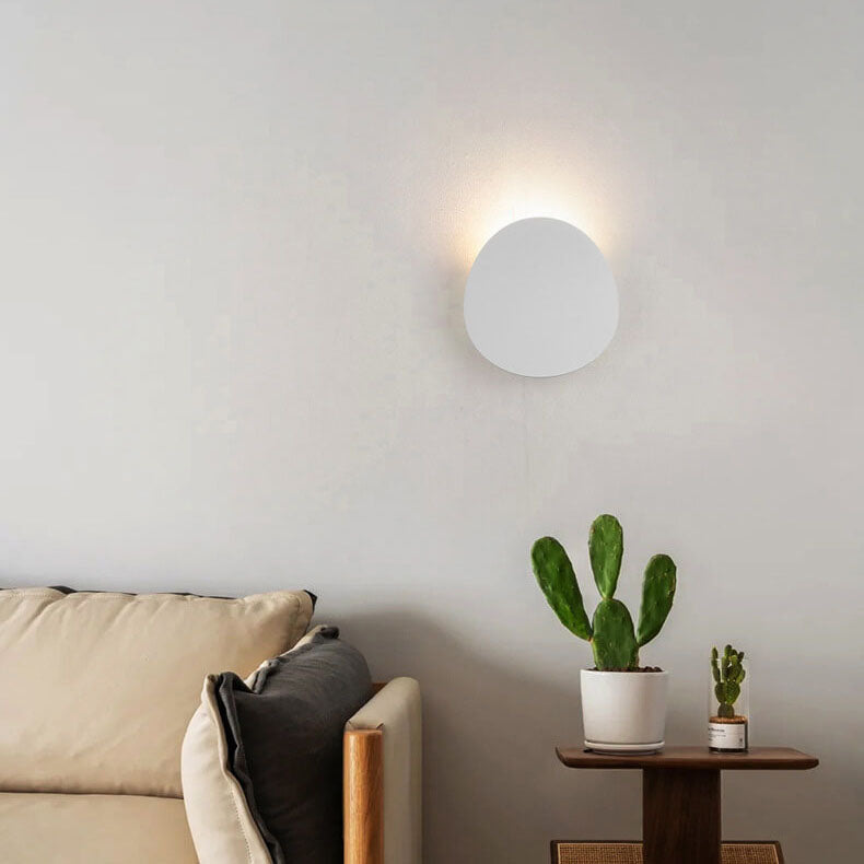 Minimalist Round 1-Light LED Wall Lamp for Indoor and Outdoor - IP65 Waterproof, Industrial Style, 7W, 700lm